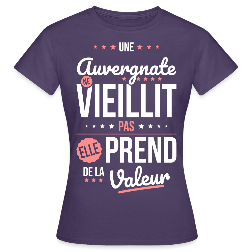 T-shirt Femme - Une Auvergnate ne vieillit pas - violet foncé