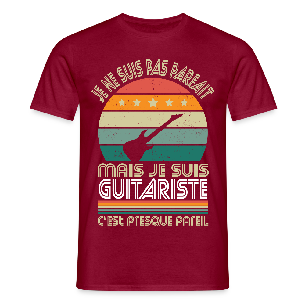 T-shirt Homme - Je ne suis pas parfait mais je suis Guitariste - rouge brique