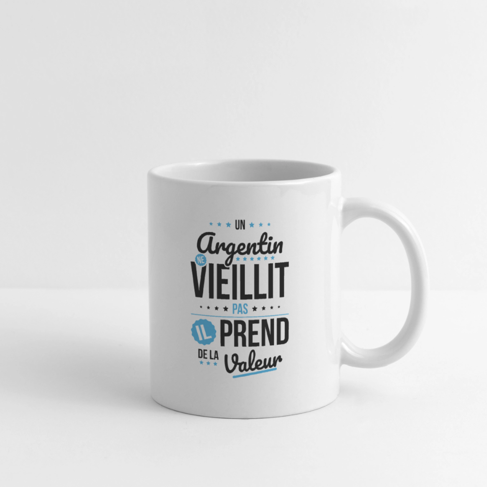 Mug blanc - Un Argentin ne vieillit pas - blanc