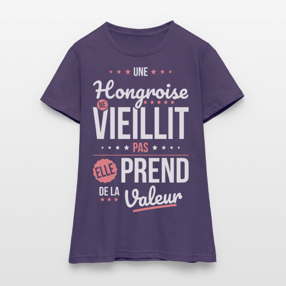 T-shirt Femme - Une Hongroise ne vieillit pas - violet foncé