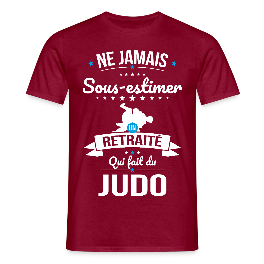 T-shirt Homme - Ne jamais sous-estimer un retraité qui fait du judo - rouge brique