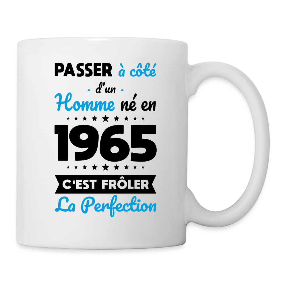 Mug blanc - Anniversaire 60 Ans - Né en 1965 - Frôler la perfection - blanc