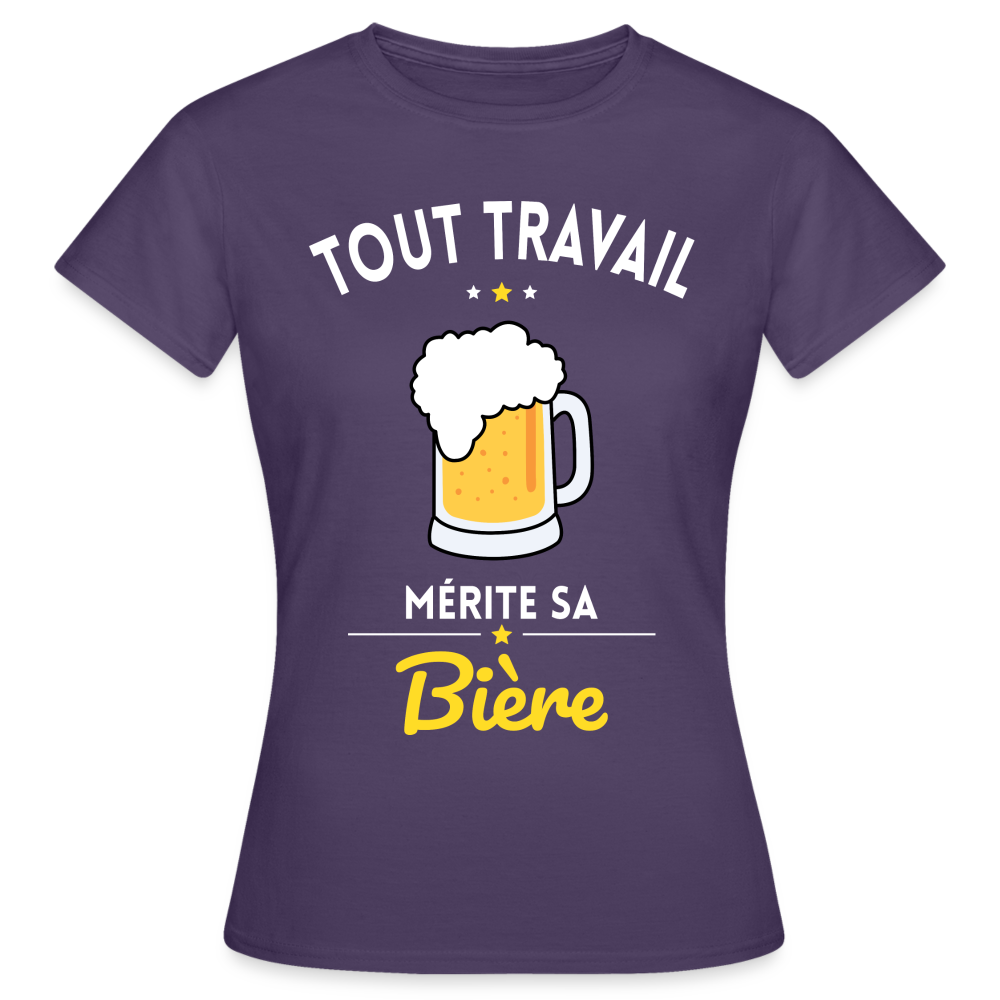 T-shirt Femme - Tout travail mérite sa bière - violet foncé