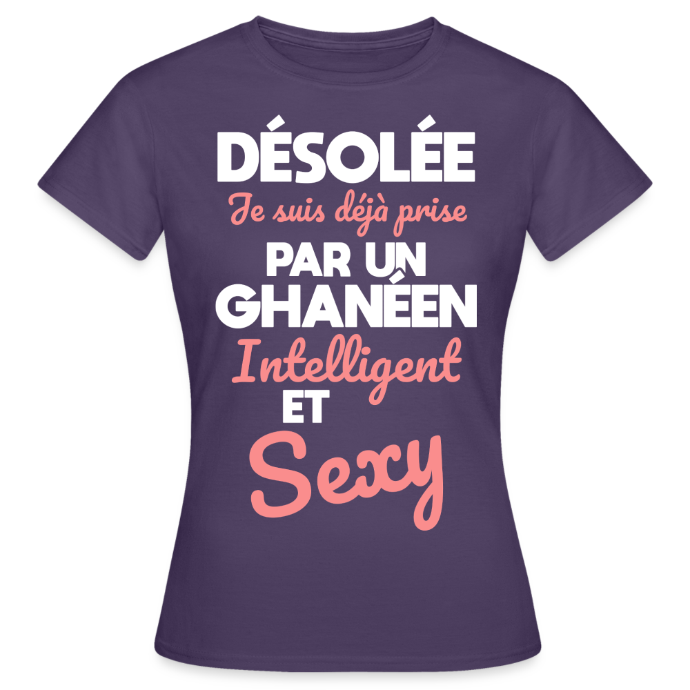 T-shirt Femme - Je suis déjà prise par un Ghanéen intelligent et sexy - violet foncé