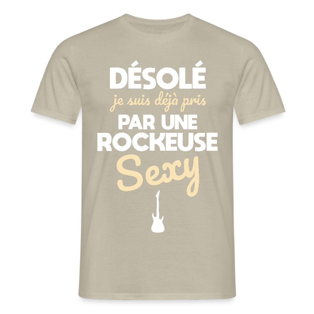 T-shirt Homme - Je suis pris par une rockeuse sexy - beige sable