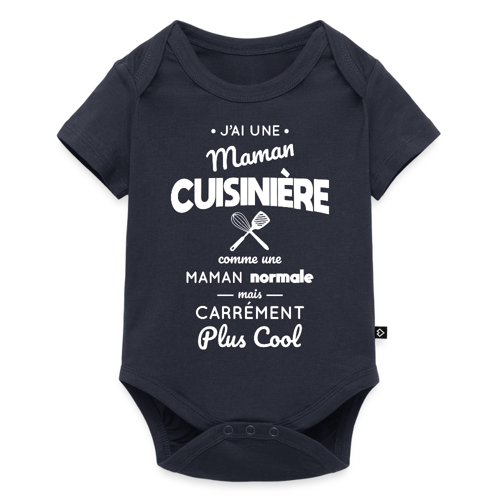 Body Bébé bio manches courtes - J'ai une maman cuisinière - bleu marine