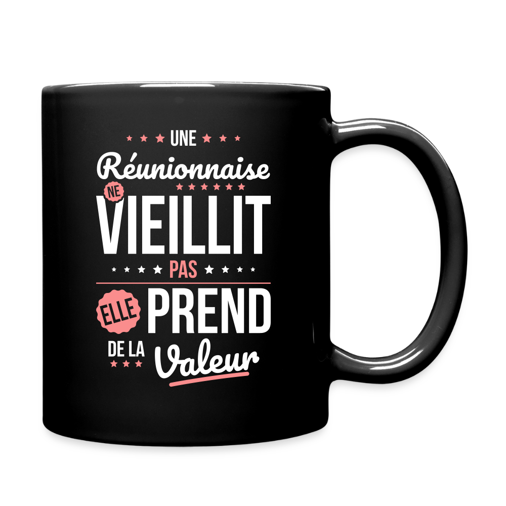 Mug uni - Une Réunionnaise ne vieillit pas - noir