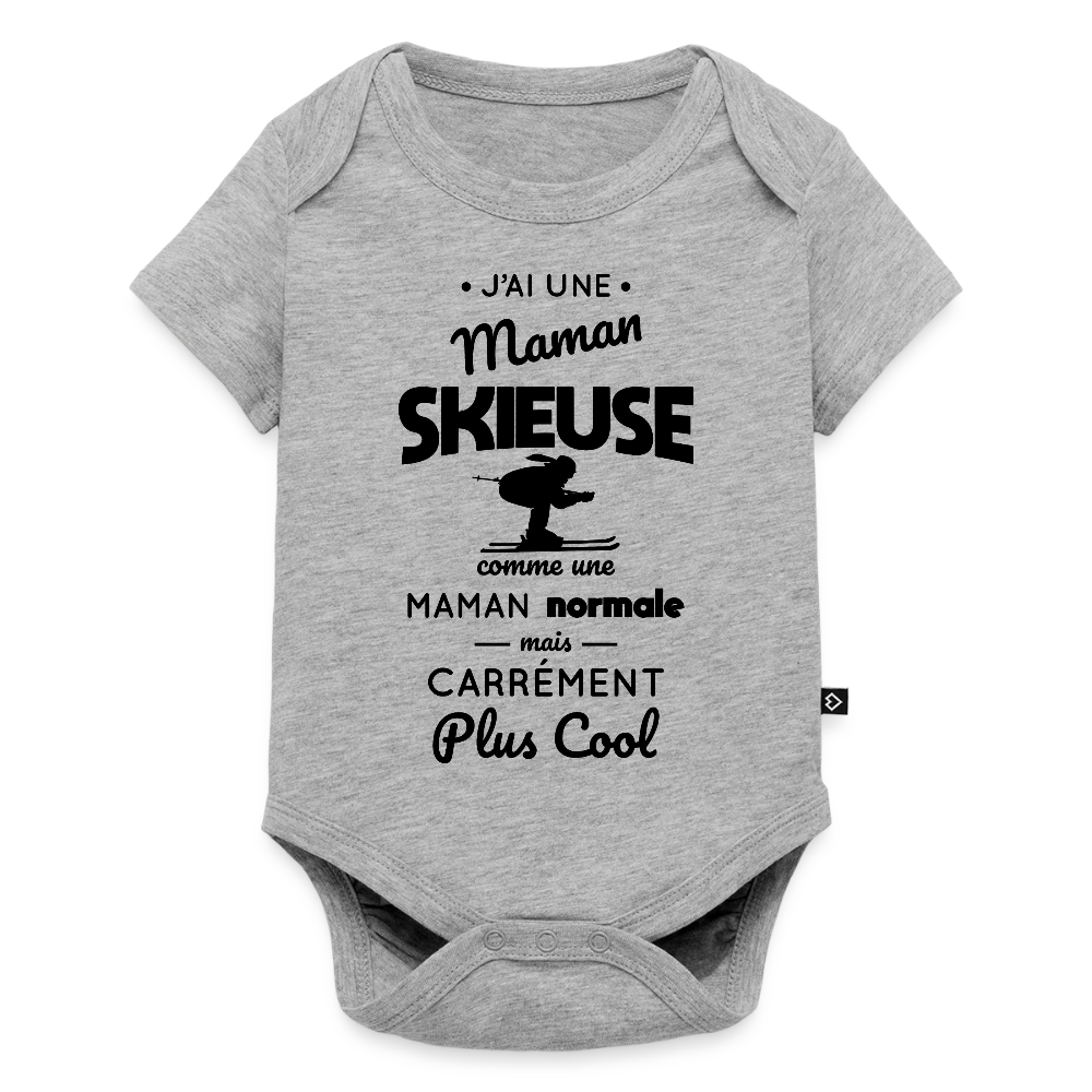 Body Bébé bio manches courtes - J'ai une maman skieuse - gris chiné