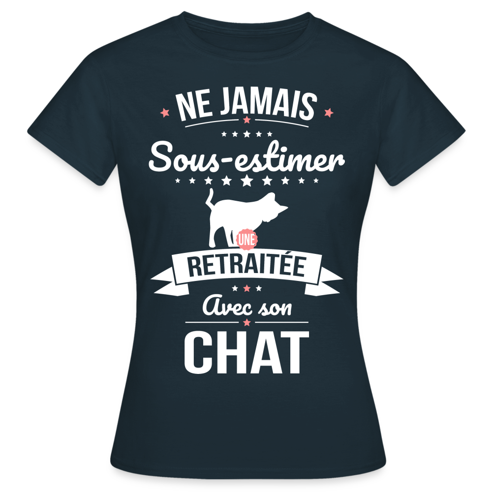 T-shirt Femme - Ne jamais sous-estimer une retraitée avec son chat - marine
