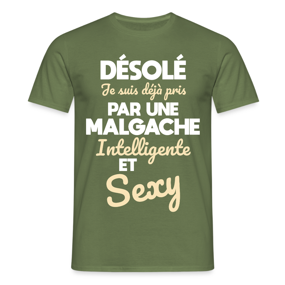 T-shirt Homme - Je suis déjà pris par une Malgache intelligente et sexy - vert militaire