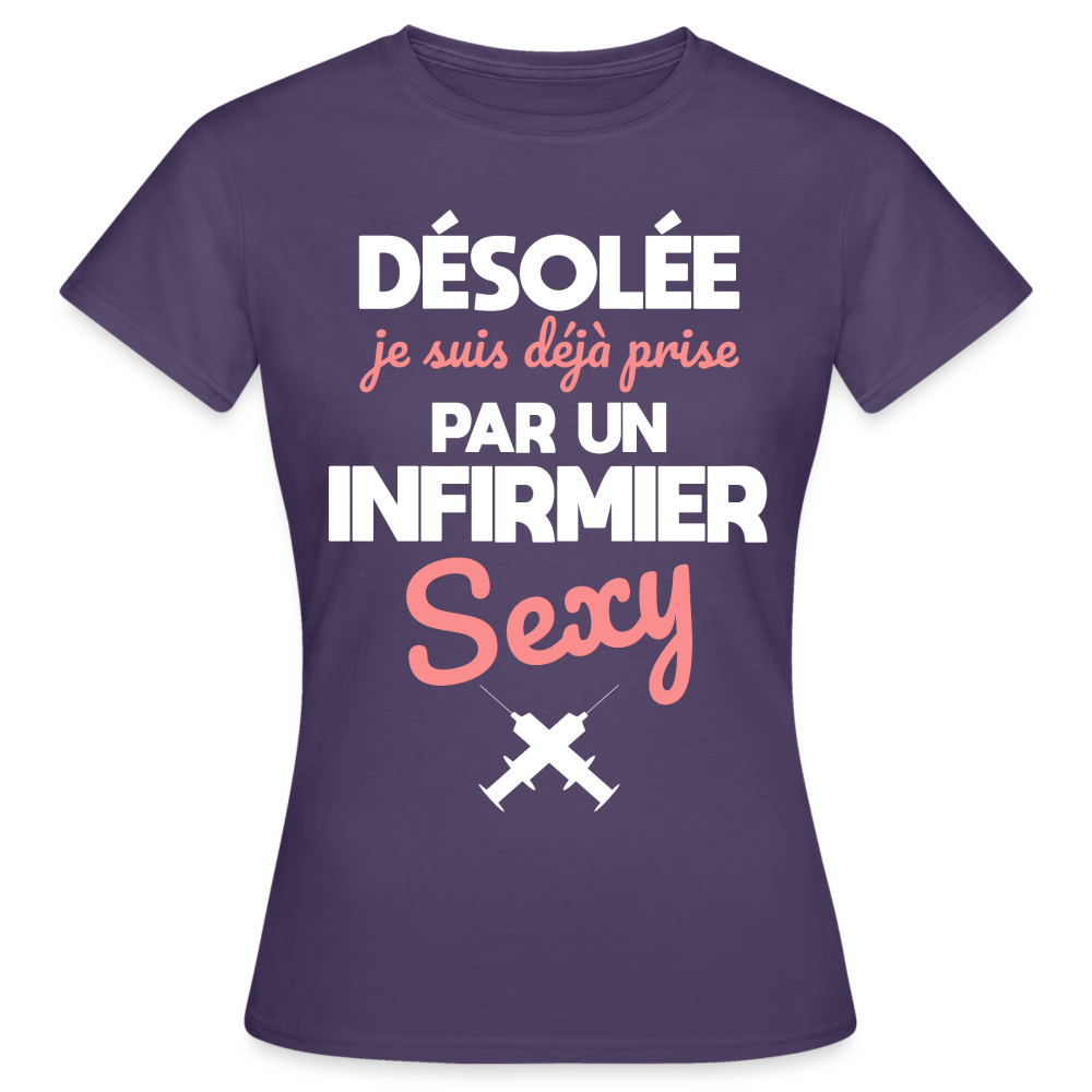 T-shirt Femme - Je suis prise par un infirmier sexy - violet foncé