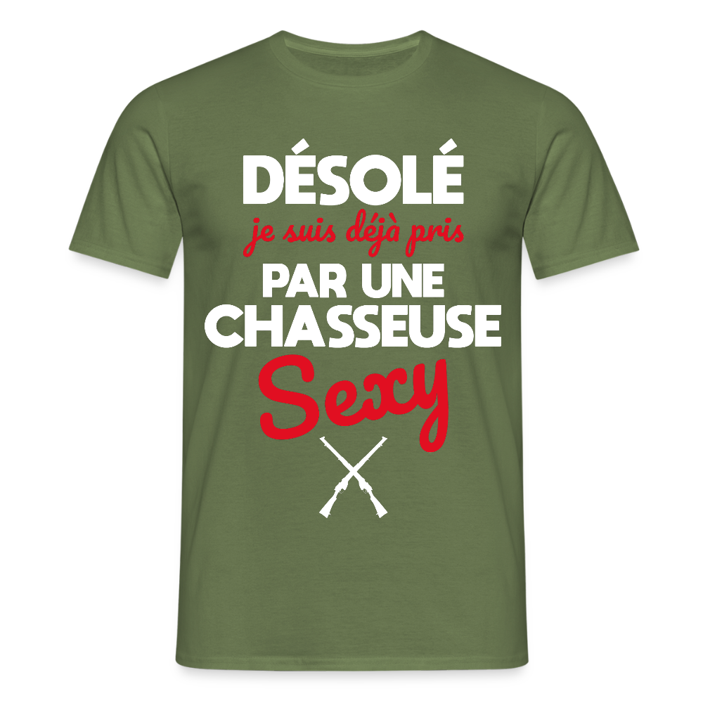 T-shirt Homme - Je suis déjà pris par une chasseuse sexy - vert militaire