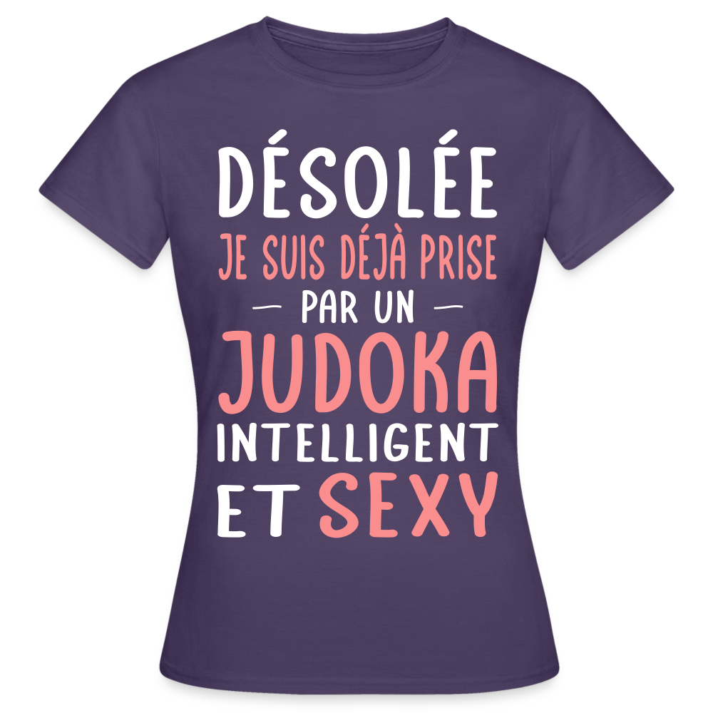 T-shirt Femme - Je suis prise par un judoka intelligent et sexy - violet foncé