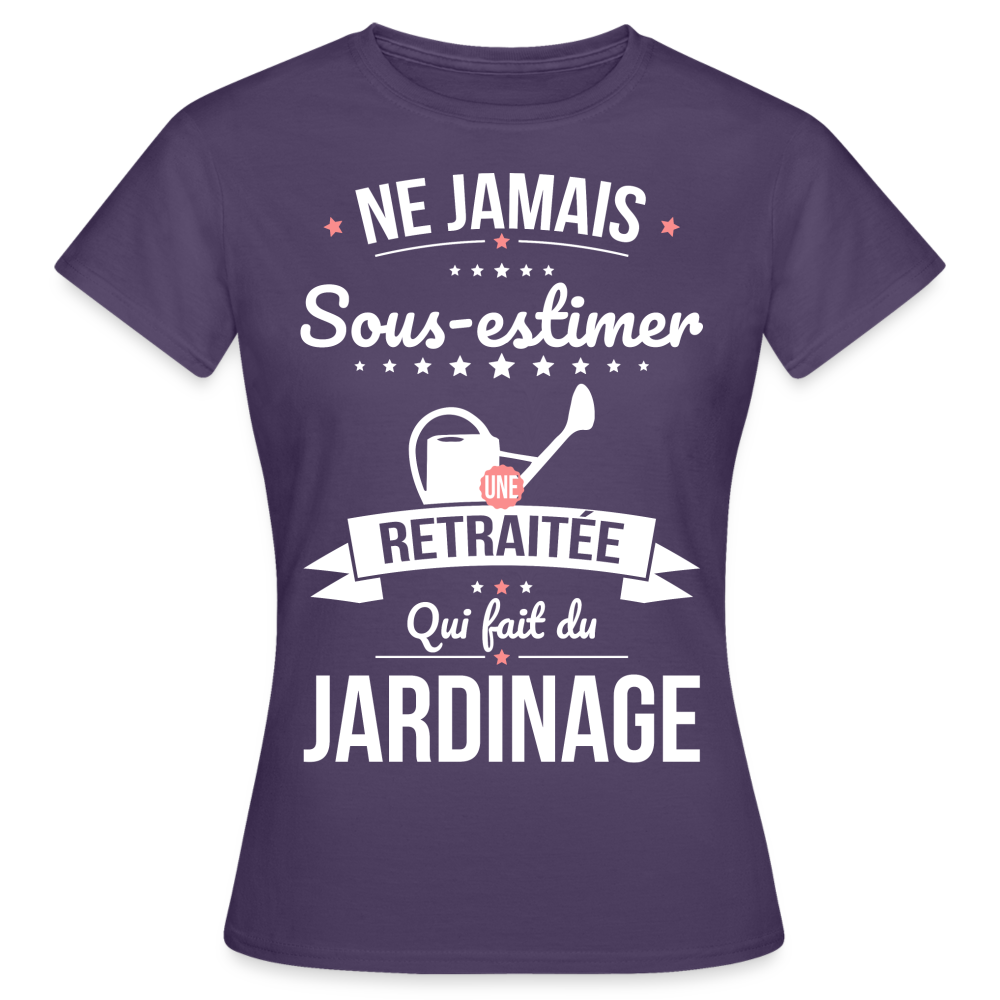 T-shirt Femme - Ne jamais sous-estimer une retraitée qui fait du jardinage - violet foncé