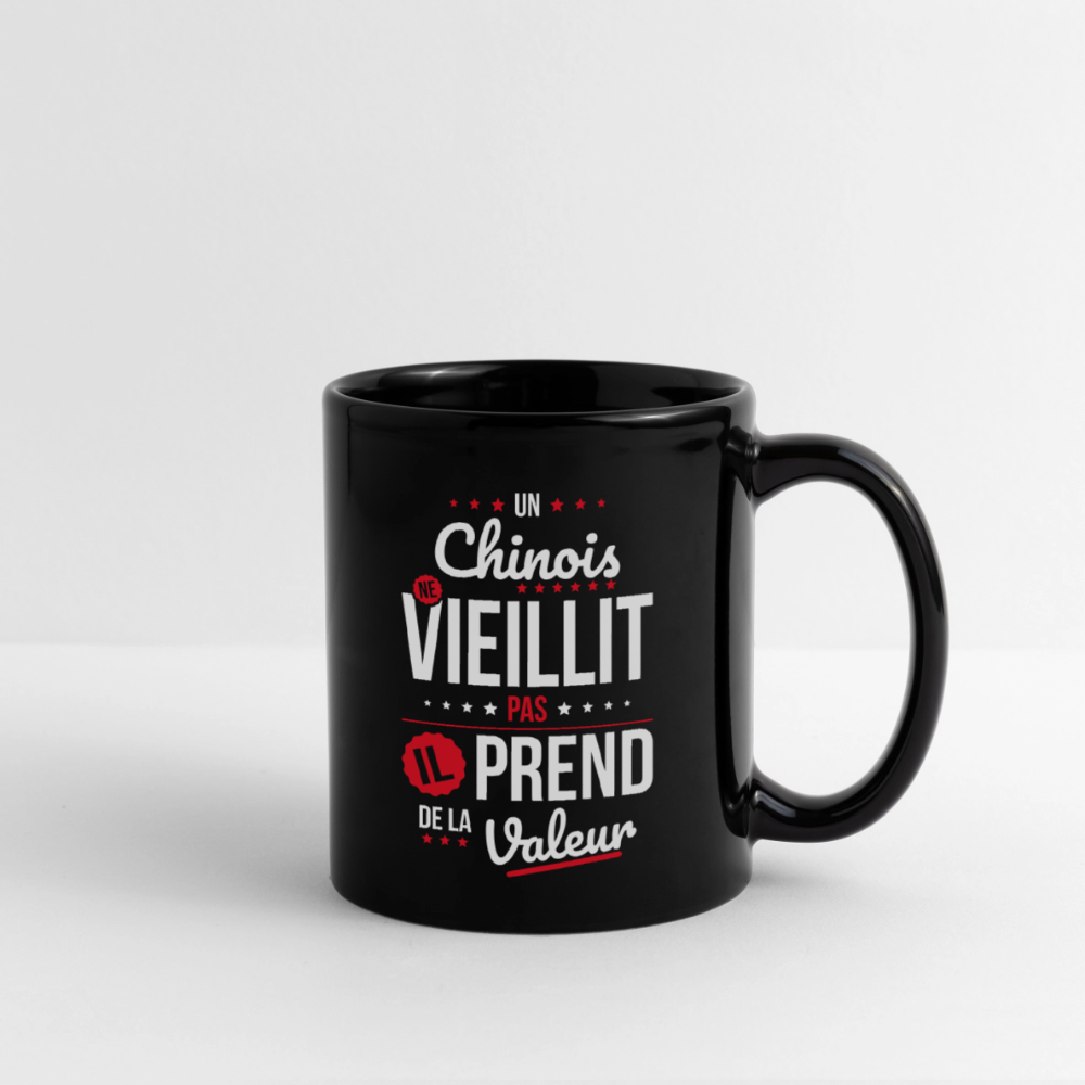 Mug uni - Un Chinois ne vieillit pas - noir