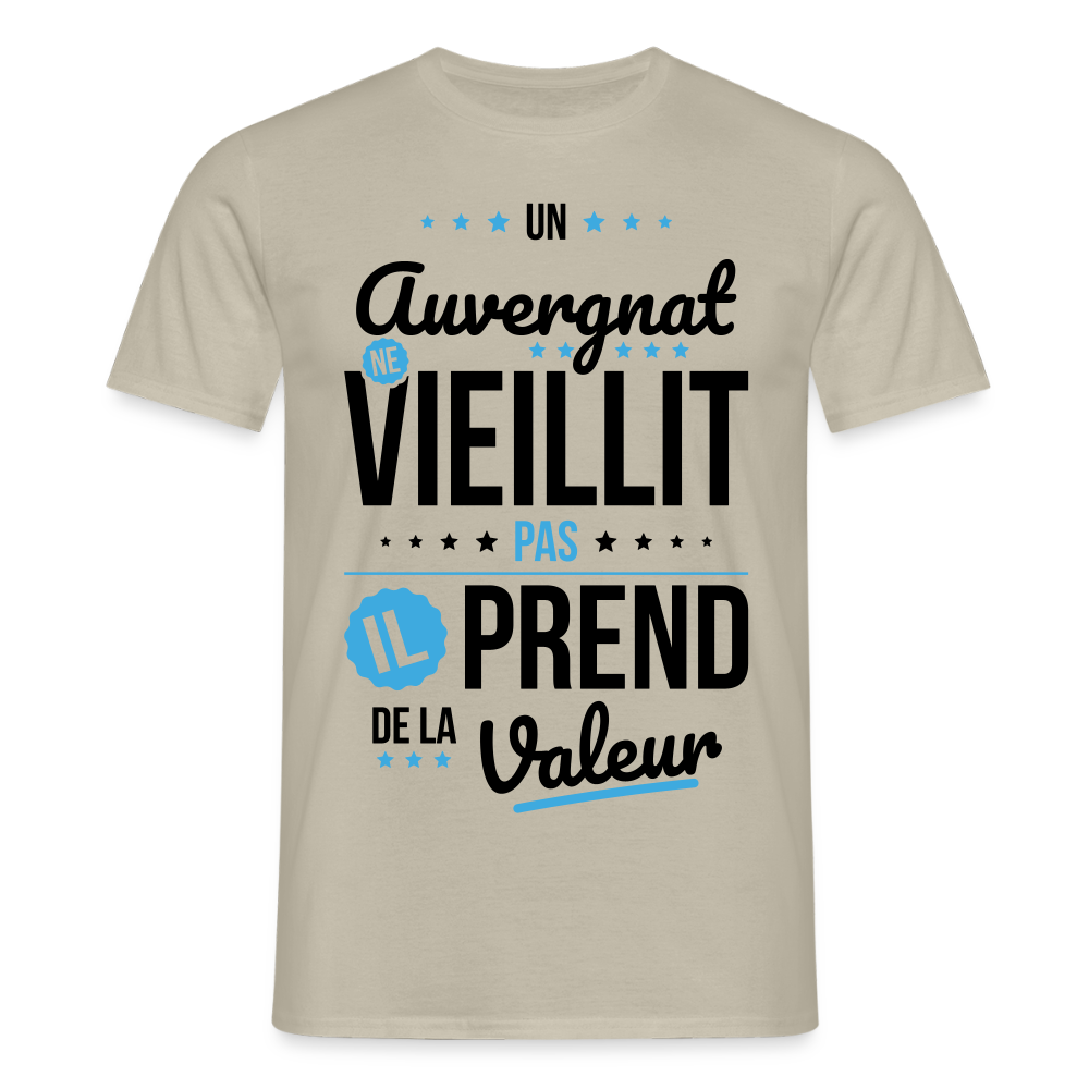 T-shirt Homme - Un Auvergnat ne vieillit pas - beige sable