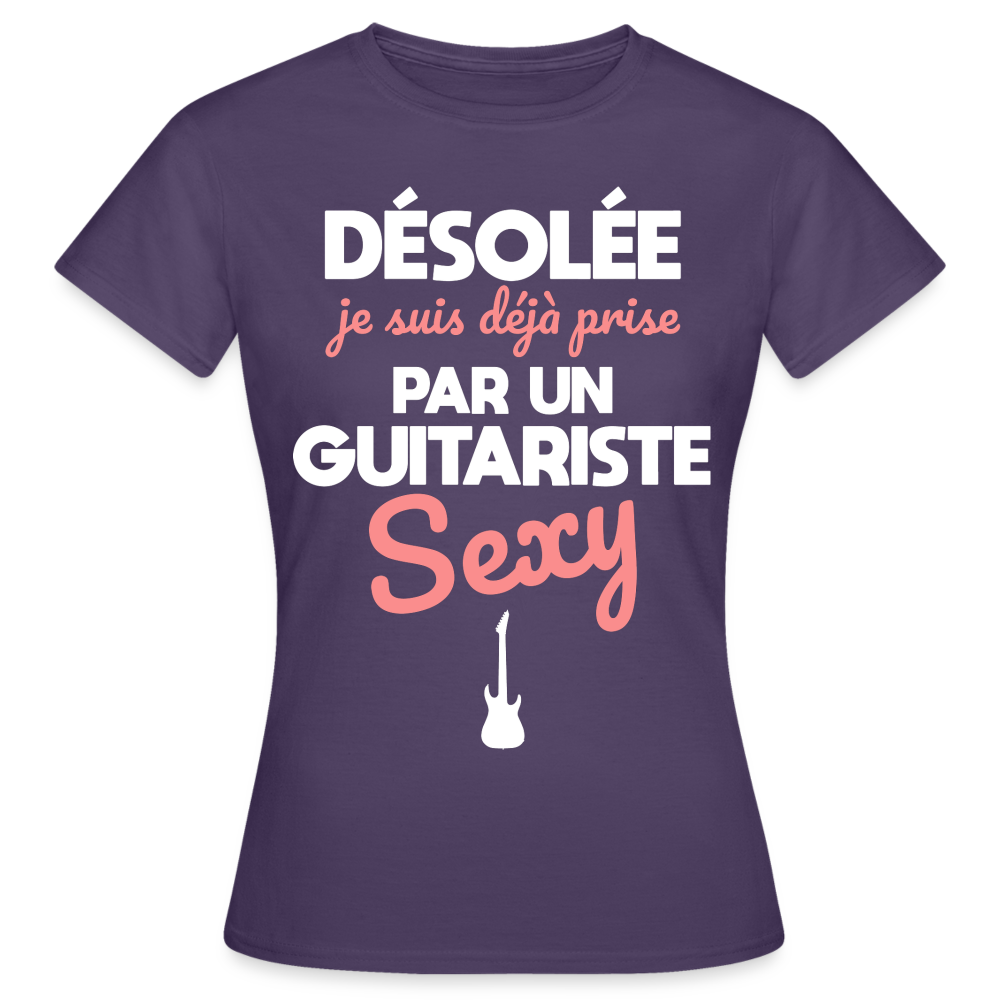 T-shirt Femme - Je suis prise par un guitariste sexy - violet foncé