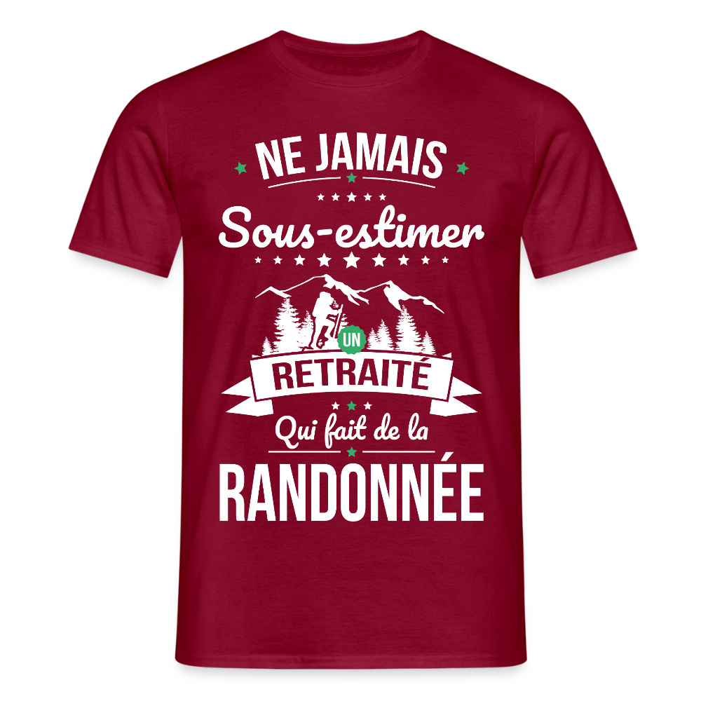 T-shirt Homme - Ne jamais sous-estimer un retraité qui fait de la randonnée - rouge brique