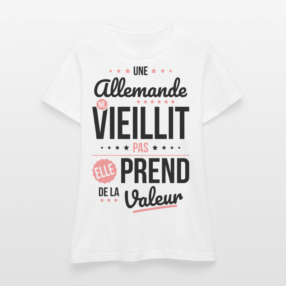 T-shirt Femme - Une Allemande ne vieillit pas - blanc