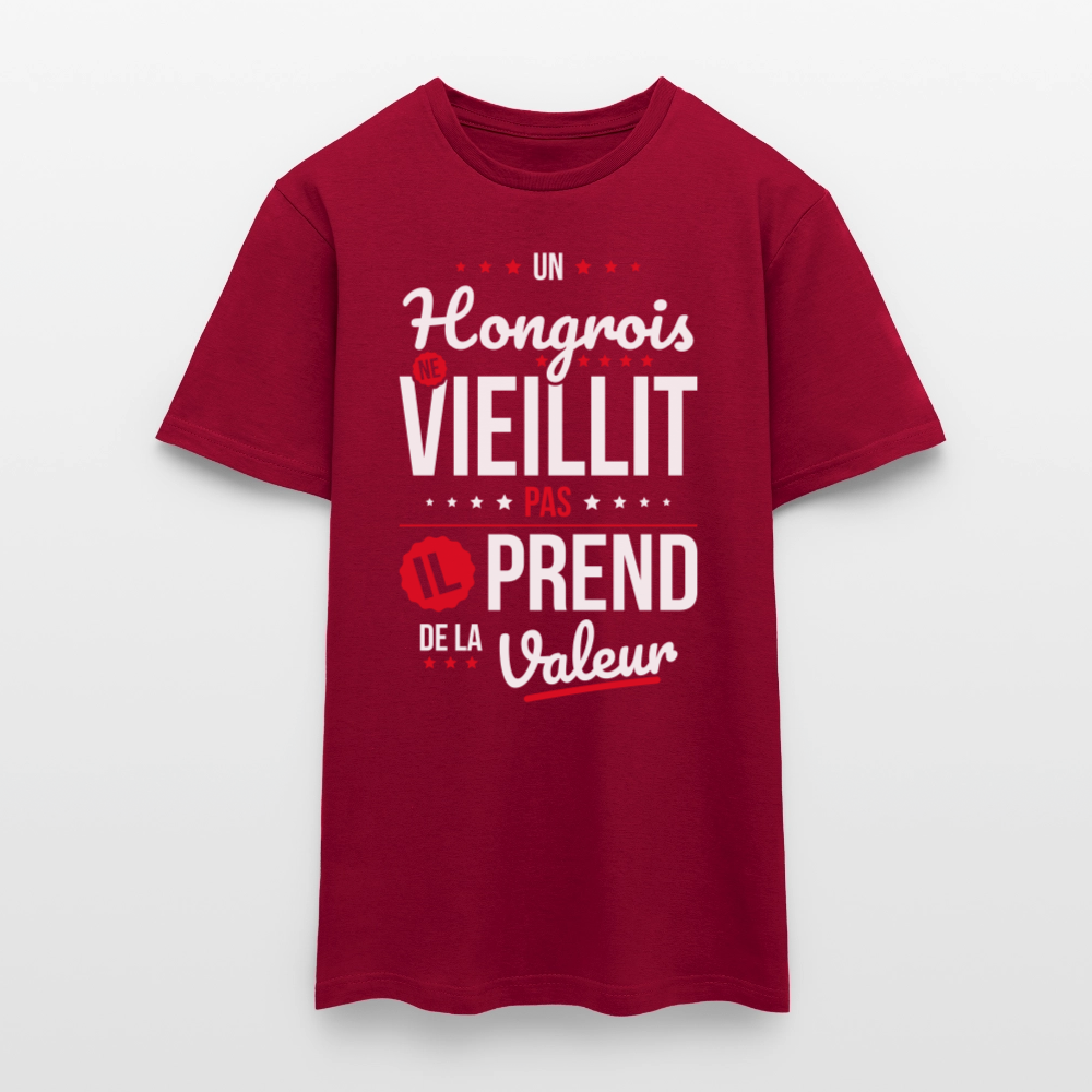 T-shirt Homme - Un Hongrois ne vieillit pas - rouge brique