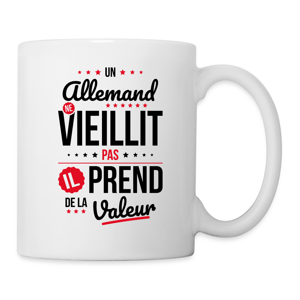 Mug blanc - Un Allemand ne vieillit pas - blanc