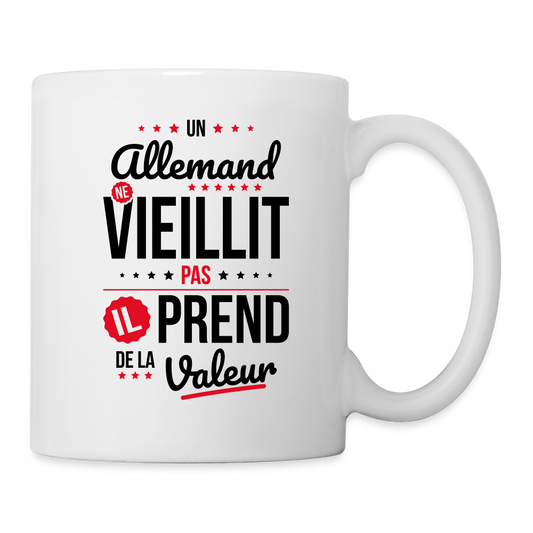 Mug blanc - Un Allemand ne vieillit pas - blanc