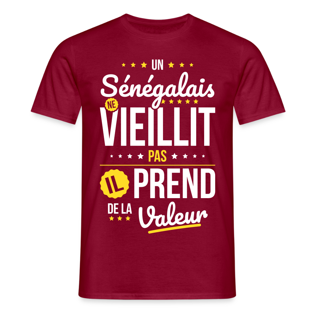 T-shirt Homme - Un Sénégalais ne vieillit pas - rouge brique