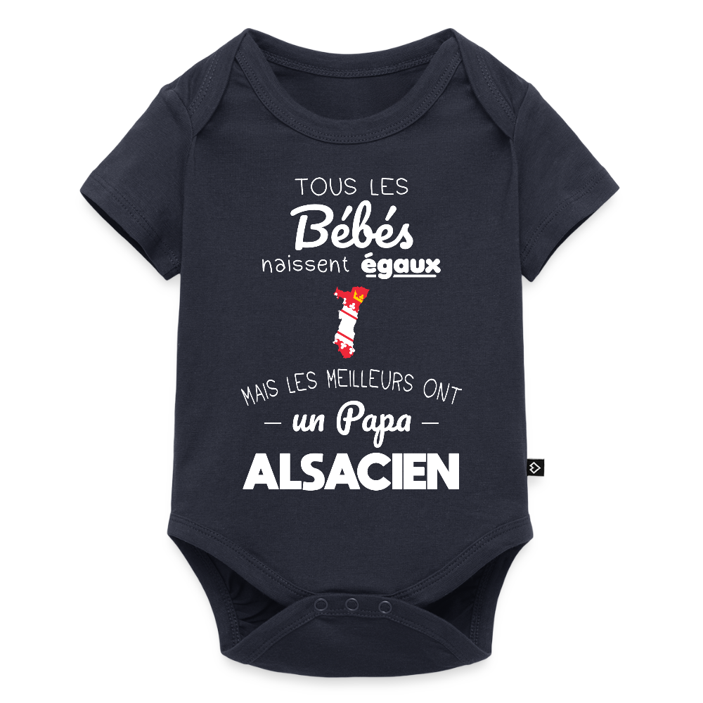 Body Bébé bio manches courtes - Les Meilleurs Ont Un Papa Alsacien - bleu marine