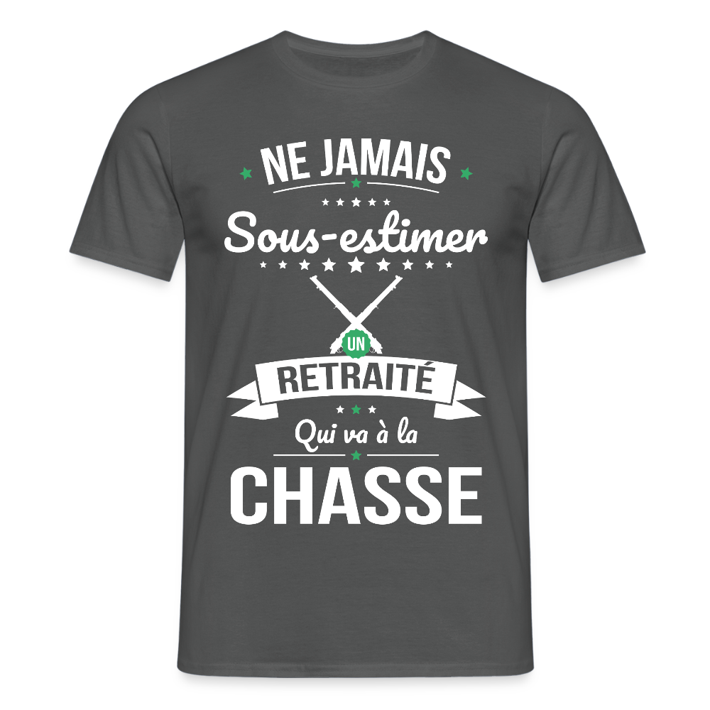 T-shirt Homme - Ne jamais sous-estimer un retraité qui va à la chasse - charbon