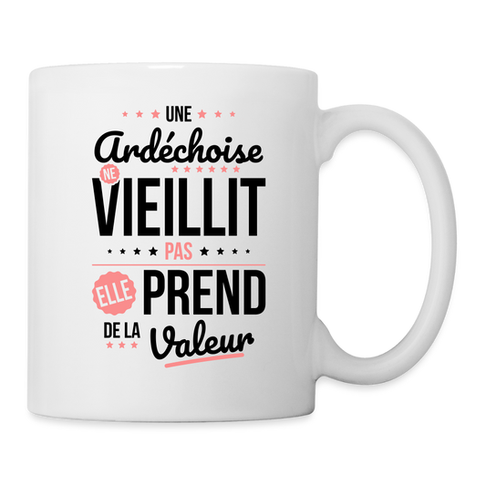Mug blanc - Une Ardéchoise ne vieillit pas - blanc
