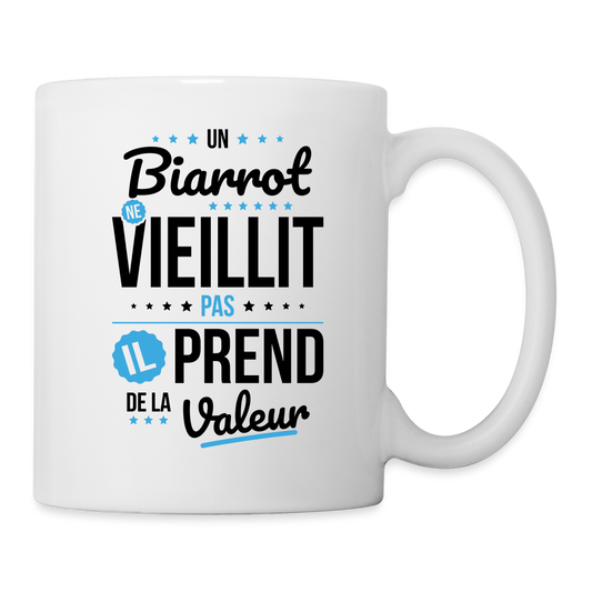 Mug blanc - Un Biarrot ne vieillit pas - blanc