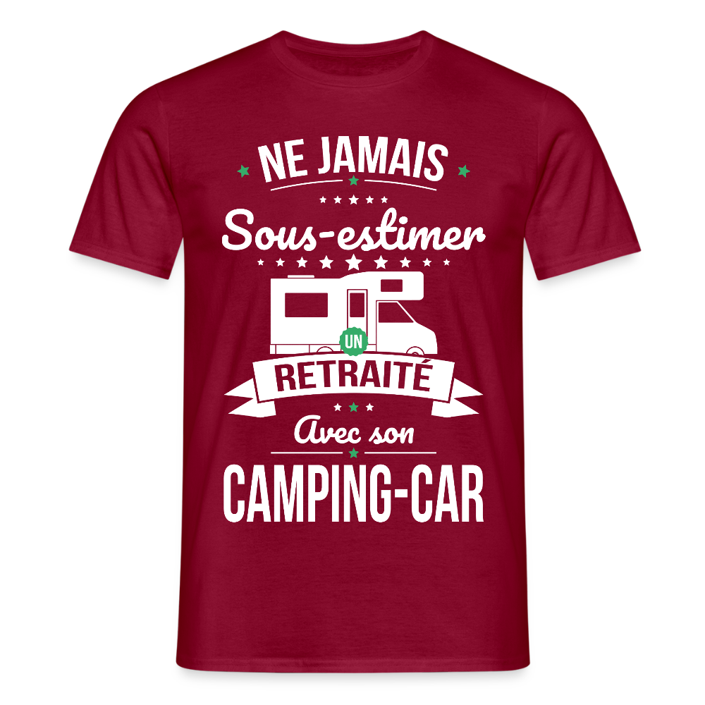 T-shirt Homme -  Ne jamais sous-estimer un retraité avec son camping-car - rouge brique