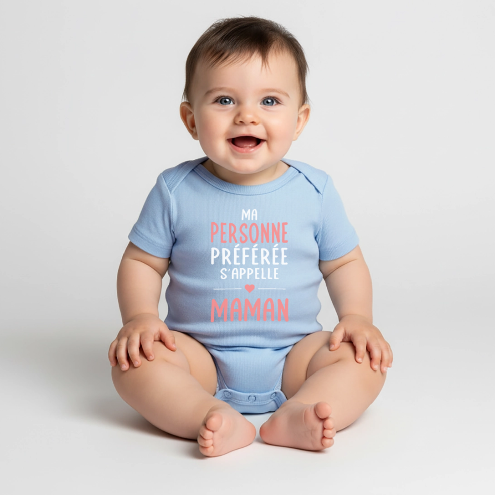 Body bébé bio manches courtes texte rose - Ma personne préférée s’appelle Maman - bleu clair