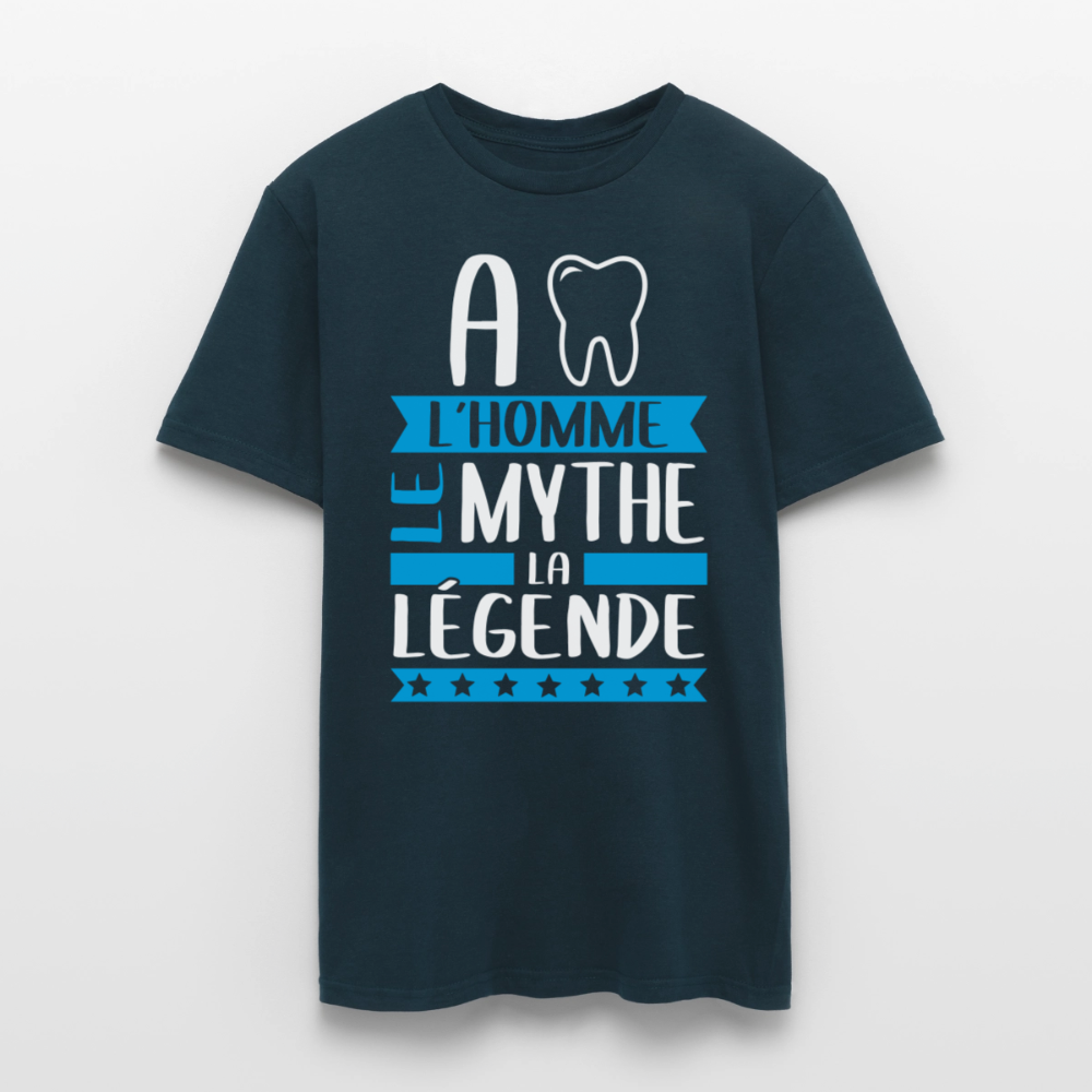 T-shirt homme Adam rébus – L’homme, le mythe, la légende - marine