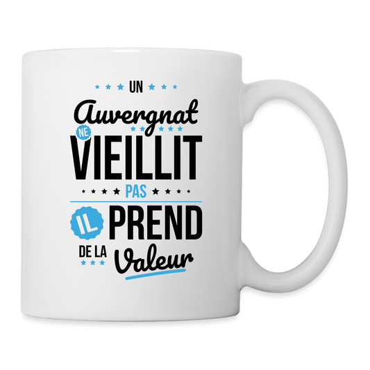 Mug blanc - Un Auvergnat ne vieillit pas - blanc