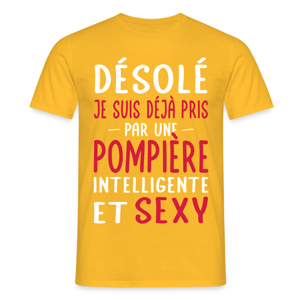 T-shirt Homme - Je suis pris par une pompière intelligente et sexy - jaune