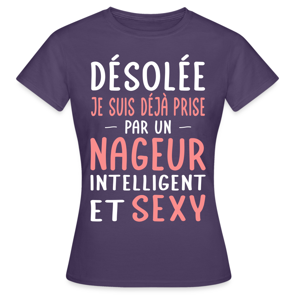 T-shirt Femme - Je suis prise par un nageur intelligent et sexy - violet foncé