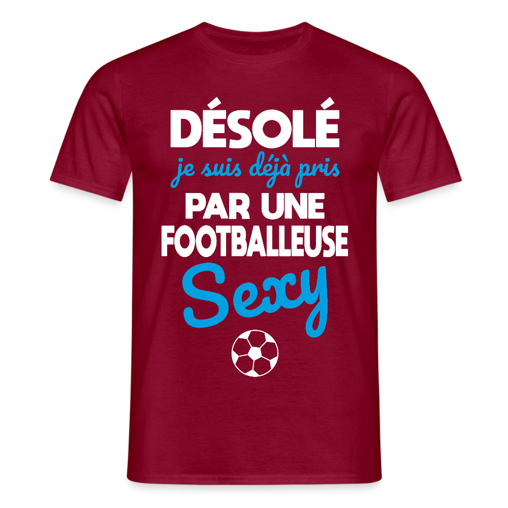 T-shirt Homme - Je déjà pris par une footballeuse sexy - rouge brique