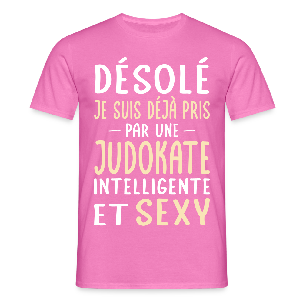 T-shirt Homme - Je suis pris par une judokate intelligente et sexy - rose