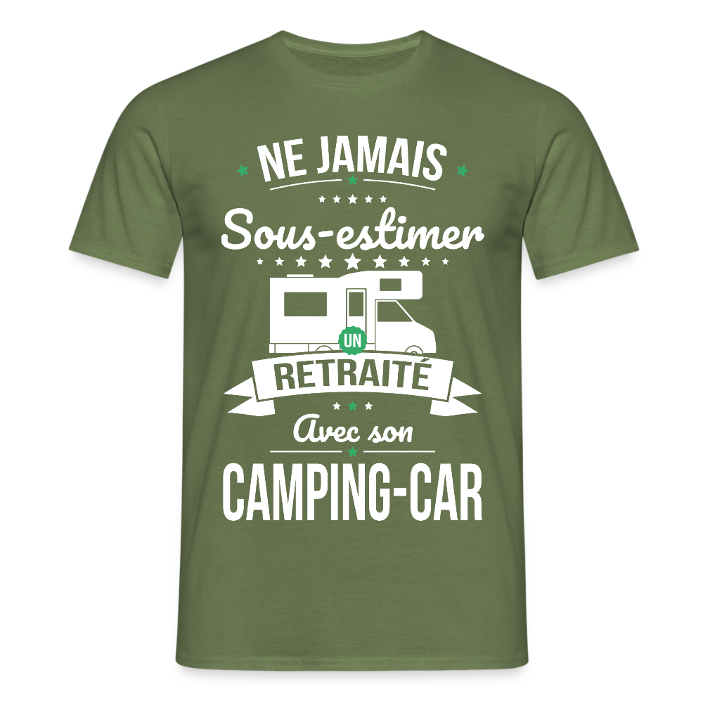 T-shirt Homme -  Ne jamais sous-estimer un retraité avec son camping-car - vert militaire