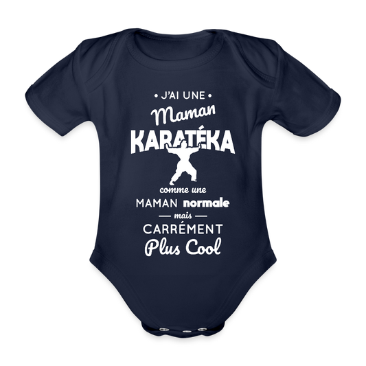 Body Bébé bio manches courtes - J'ai une maman karatéka - marine foncé