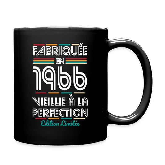 Mug uni anniversaire femme 60 ans – Fabriquée en 1966, Vieillie à la Perfection - noir