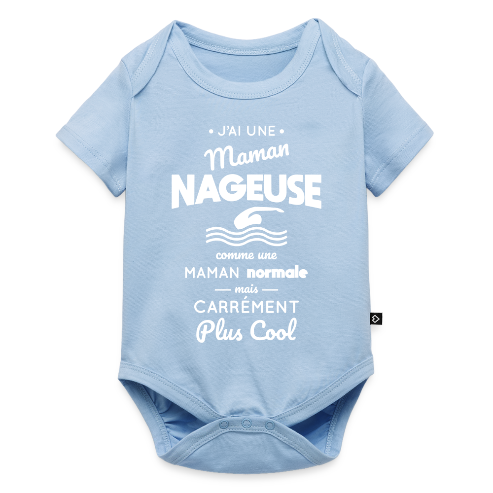 Body Bébé bio manches courtes - J'ai une maman nageuse - bleu clair