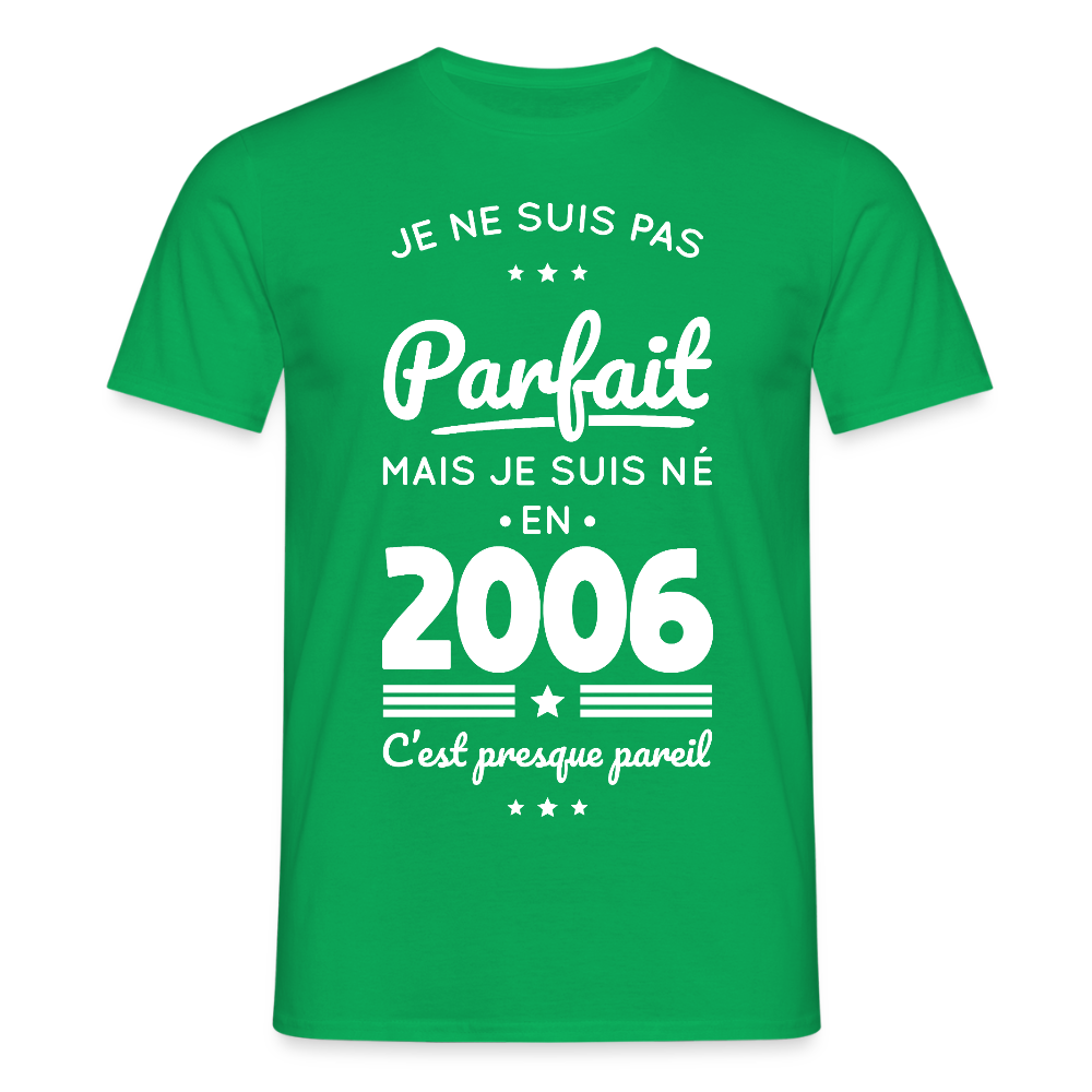 T-shirt anniversaire homme 20 ans – Pas parfait mais né en 2006 - vert
