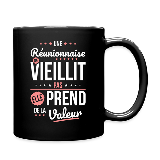 Mug uni - Une Réunionnaise ne vieillit pas - noir