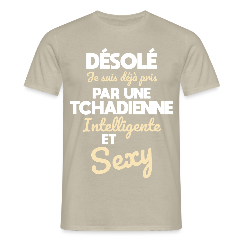 T-shirt Homme -  Je suis déjà pris par une Tchadienne intelligente et sexy - beige sable