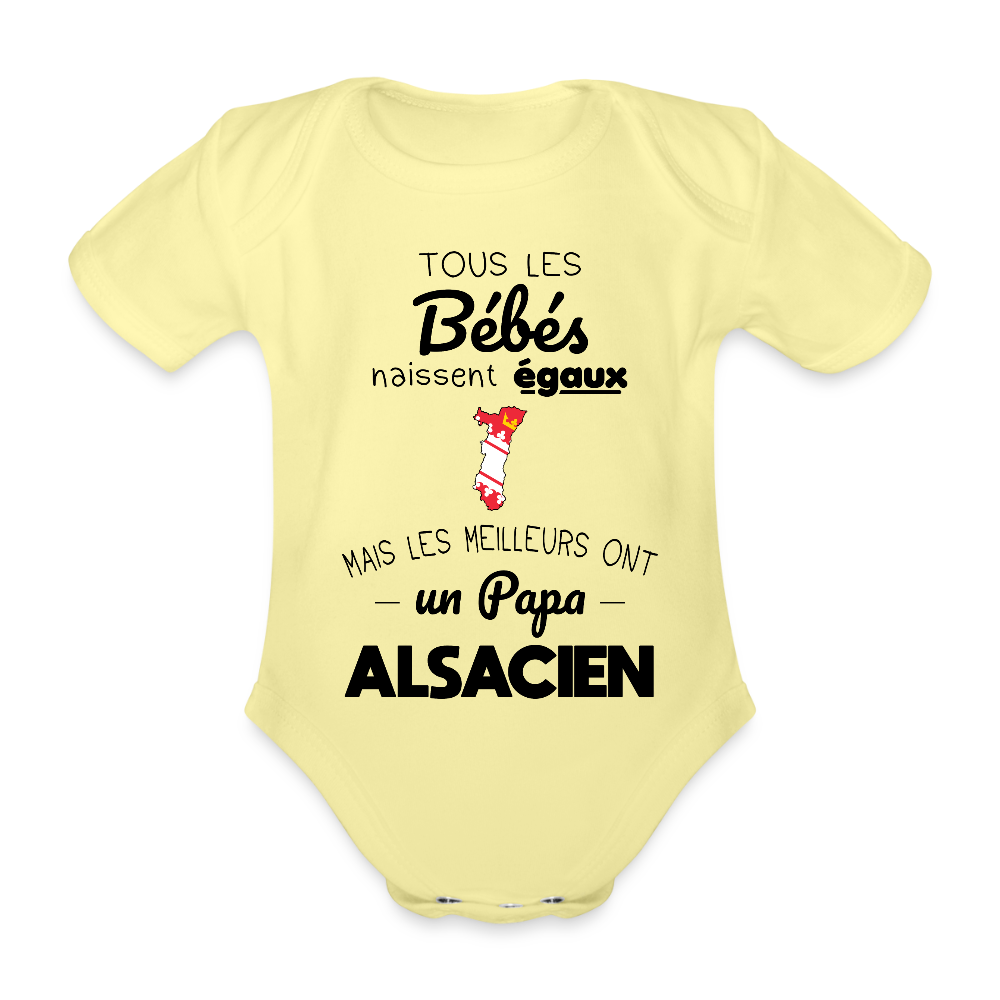 Body Bébé bio manches courtes - Les Meilleurs Ont Un Papa Alsacien - jaune délavé