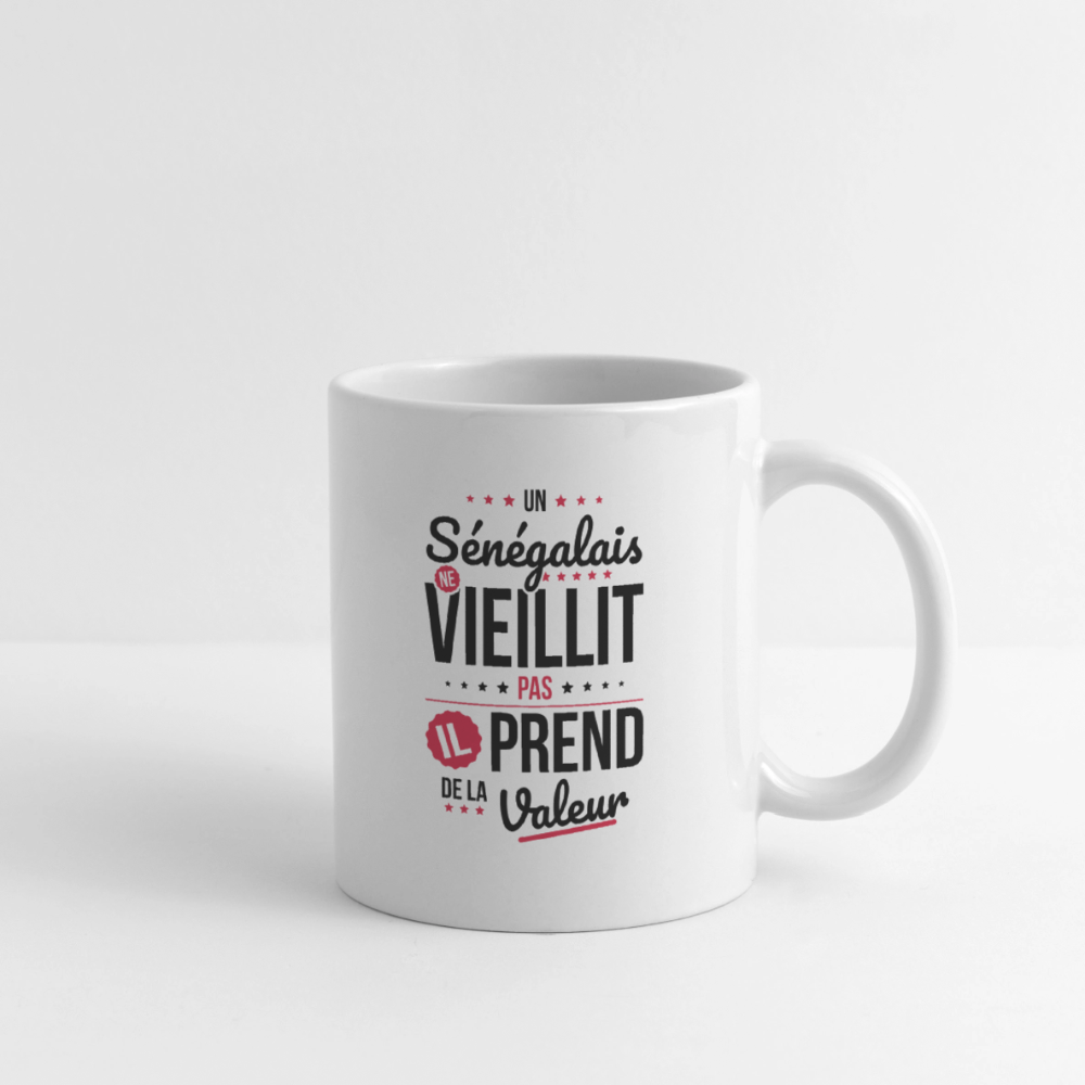 Mug blanc - Un Sénégalais ne vieillit pas - blanc