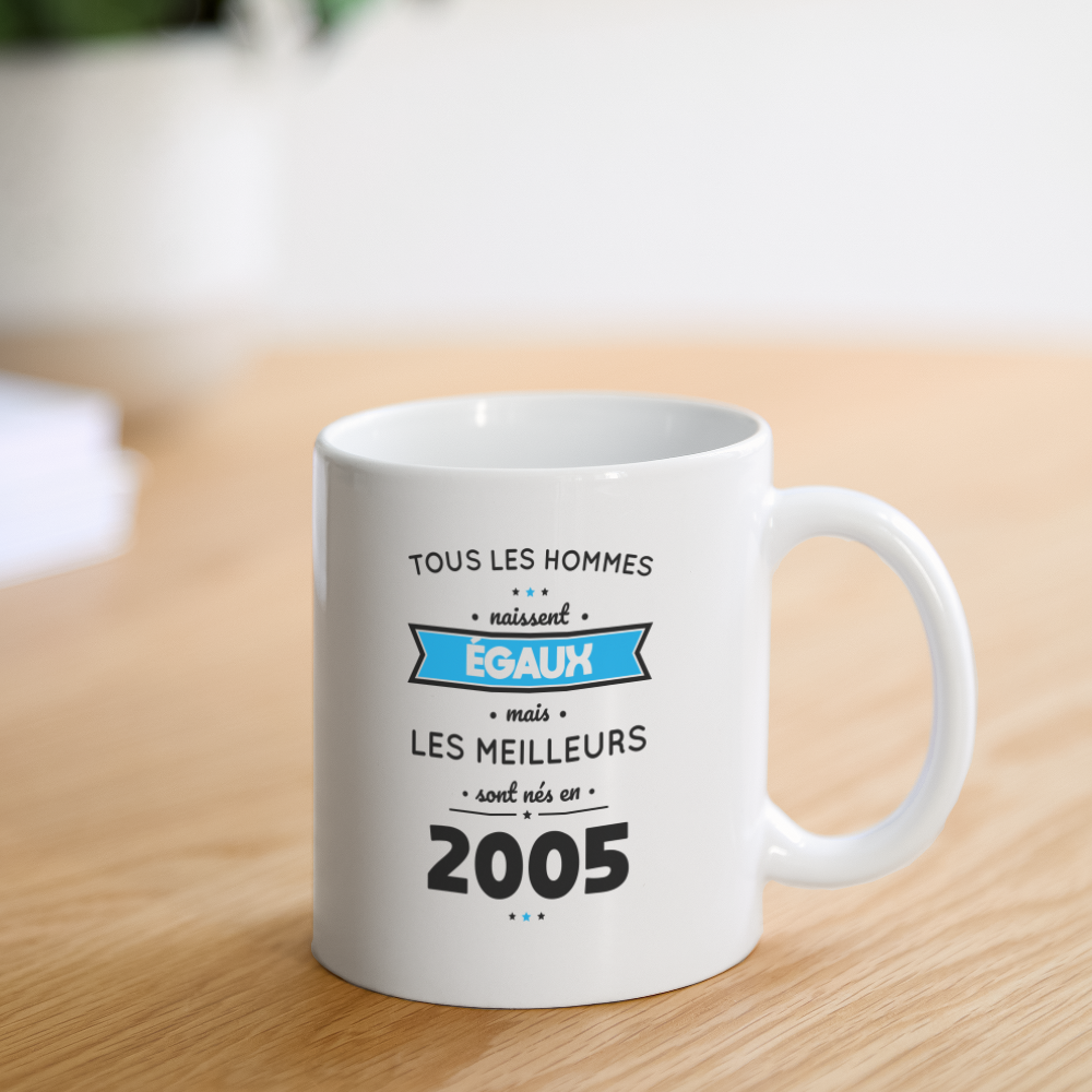 Mug blanc - Anniversaire 20 Ans - Les meilleurs sont nés en 2005 - blanc