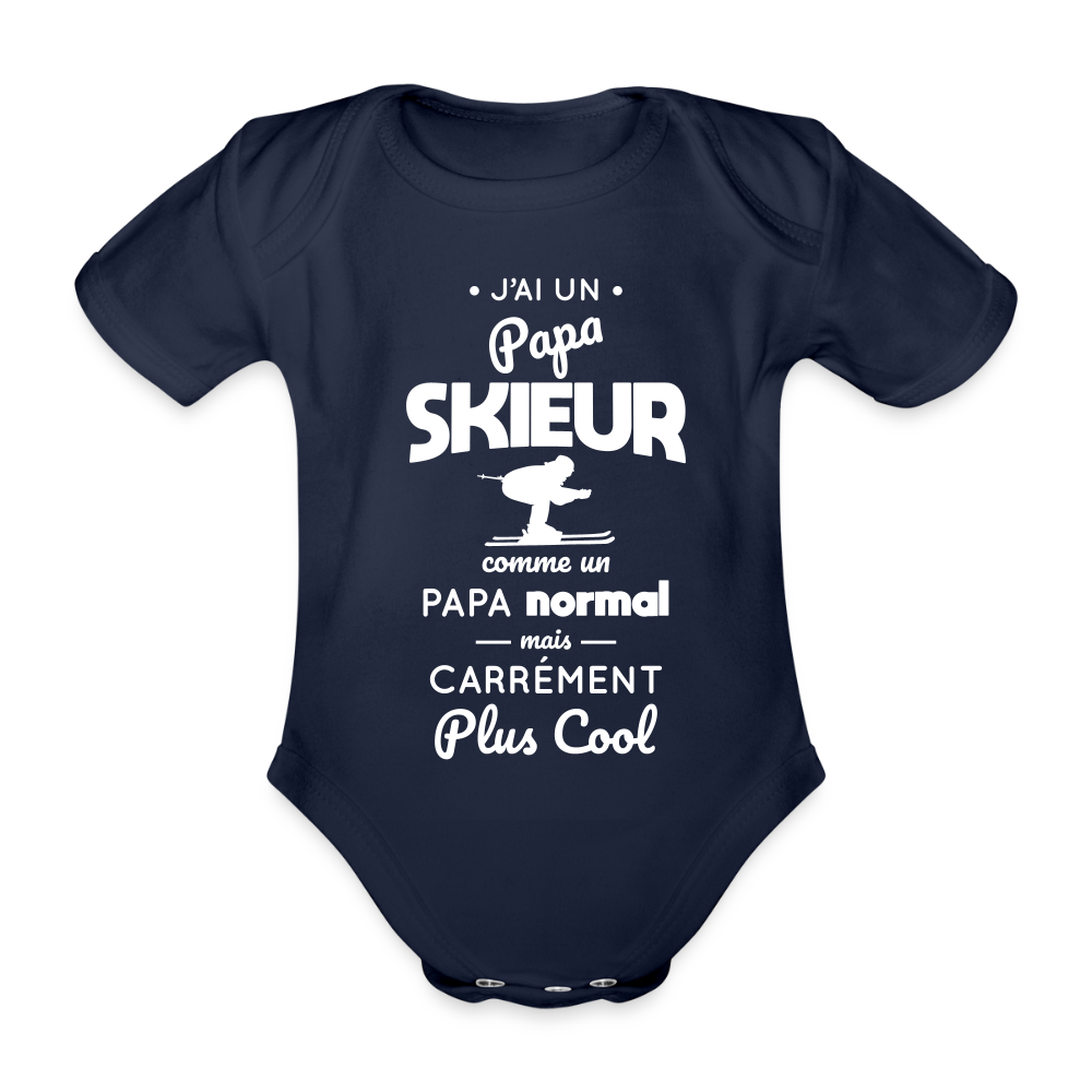 Body Bébé bio manches courtes - J'ai un papa skieur - marine foncé
